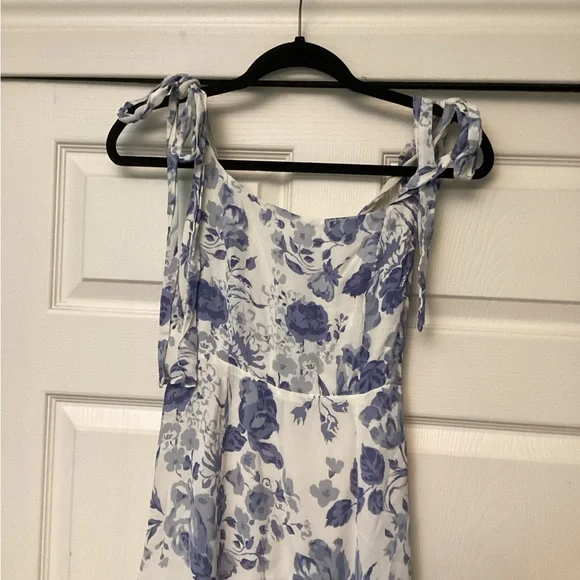 Reformation Blue and White Floral Midi Dress - Picture 4 of 8